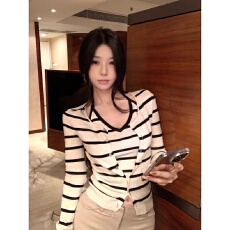 批发韩国东大门新款气质短款辣妹风露腰显身材针织<b class='q'>吊带</b>长袖开衫两件套