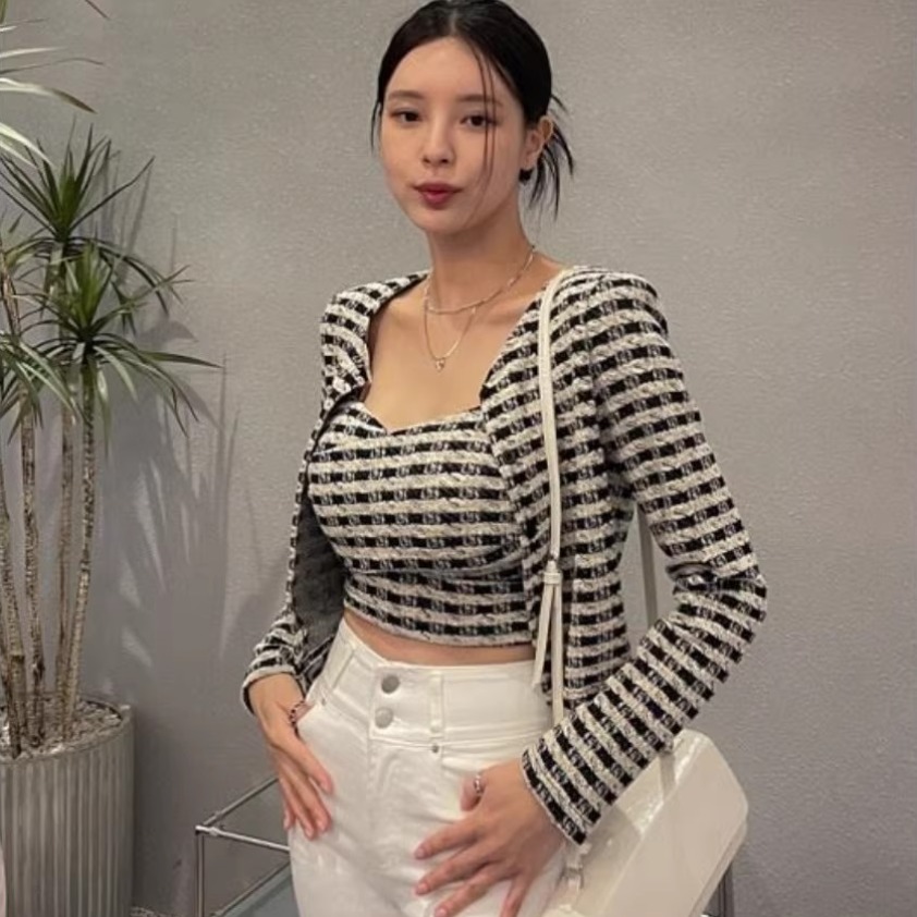 봄 가을 새로운 품격 다용도 스트라이프 반 개방 칼라 타이트 캐미솔 긴팔 오픈 가디건 투피스 슈트 여성 ins