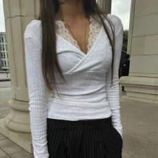 批发韩国东大门性感蕾丝肩带V领针织衫女弹力修身显瘦<b class='q'>露肩</b>长袖上衣
