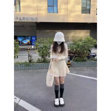 批发已出货 甜辣妹纯欲风温柔系减龄小个子收腰显瘦百褶针织连衣裙