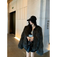 批发已出货 新款<b class='q'>海宁</b><b class='q'>皮草</b>外套女环保狐狸毛加厚毛毛大衣显瘦小个子