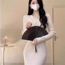 批发已出货 针织<b class='q'>旗袍</b><b class='q'>连衣裙</b>女装复古修身显瘦立领毛衣打底长裙子