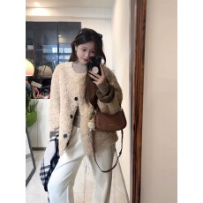 批发已出货 羊羔毛外套女<b class='q'>短款</b>加厚羊羔绒皮毛一体宽松皮草毛毛上衣