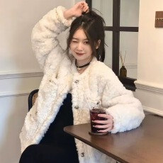 批发已出货 羊羔毛外套女新款秋冬高级感加厚宽松呢子大衣ins潮