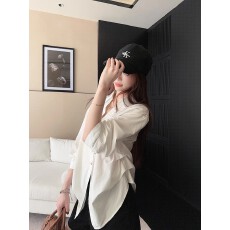 批发已出货 韩系V领泡泡袖白色衬衫女早秋老钱风显瘦收腰上衣