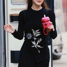 已出货 老钱风好命哥老婆同款黑色t恤上衣女秋季设计感