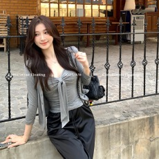 批发已出货 <b class='q'>短款</b>飘带抹胸上衣女<b class='q'>针织</b><b class='q'>开衫</b>