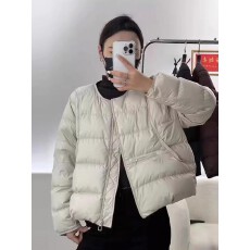 批发已出货 时尚百搭<b class='q'>女</b>韩版宽松显瘦圆领小清新爆款