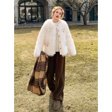 批发已出货 羊羔毛绒外套女<b class='q'>秋</b>冬气质高级感加厚夹棉仿皮草长袖上衣