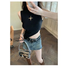 批发已出货 <b class='q'>街头</b>高领金属小标不规则高领背心修身百搭小众