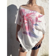 批发已出货 美式复古粉色<b class='q'>花朵</b>印花露肩短袖休闲百搭上衣宽松斜肩<b class='q'>T</b><b class='q'>恤</b>