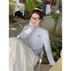 批发已出货 女夏季2025年新款条纹t恤宽松慵懒风蓝色设计感上衣