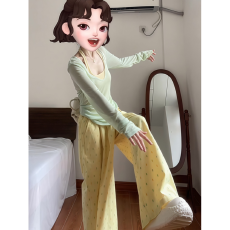 批发已出货 绿色防晒修身长袖T恤开春chic甜辣穿搭上衣女2025新款爆款