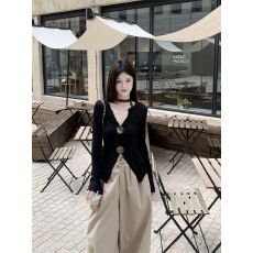 批发已出货 美式复古v领长袖修身显瘦开叉设计感黑色气质上衣