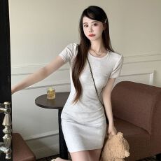 批发已出货 美式圆领甜辣妹纯欲连衣裙小众设计感短袖T恤包臀裙女