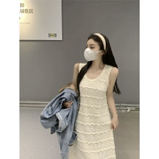 批发已出货 吊带连衣裙女夏季2024年新款茶歇气质显瘦高级感蕾丝裙子