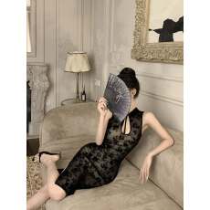 批发已出货 改良旗袍无袖背心连衣裙女夏季黑色开叉收腰中长款包臀裙