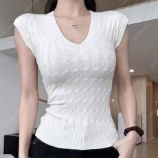 批发已出货 美式复古V领麻花针织背心女夏纯欲短袖显瘦辣妹小众上衣