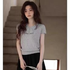 批发已出货 春夏韩系气质上衣小个子高级感巨好看独特短款针织衫女