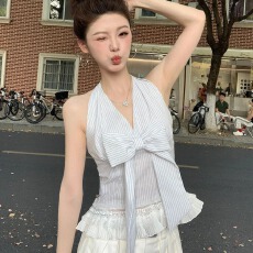 批发已出货 夏季新款法式心机气质设计感小众鱼骨鱼骨束型挂脖吊带女