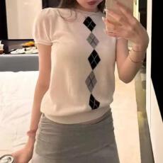 批发学院风菱格短袖<b class='q'>针织衫</b><b class='q'>女</b>