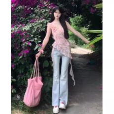 批发不规则碎花辣妹飘带荷叶边吊带<b class='q'>女</b>2026早春<b class='q'>新款</b>设计感别致绝美上衣