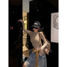 批发咖色波点网纱<b class='q'>打底衫</b>女春秋夏设计感收腰显瘦长袖t恤上衣