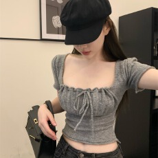 批发甜辣妹方领短袖针织<b class='q'>打底衫</b>女装