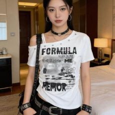 批发已出货 辣妹斜肩字母印花T恤女夏金属扣<b class='q'>不规则</b>上衣