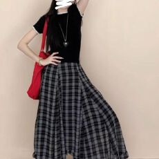 批发已出货 美式复古黑色格子<b class='q'>半身裙</b>女2026夏新款休闲