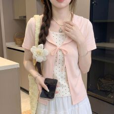 批发已出货 <b class='q'>娃娃领</b>波点系带短袖<b class='q'>T</b><b class='q'>恤</b>女