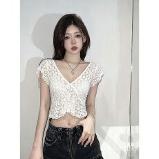 批发已出货 法式温柔风超好看<b class='q'>V领</b>飞飞袖短款T恤