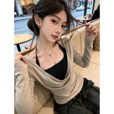 秋季穿搭两件套内搭挂脖吊带叠穿荡领长袖t恤女巨好看的修身上衣