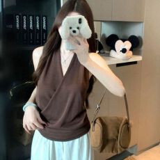 批发高级感挂脖背心女2026<b class='q'>夏季</b>新款韩系收腰显瘦吊带上衣交叉V领
