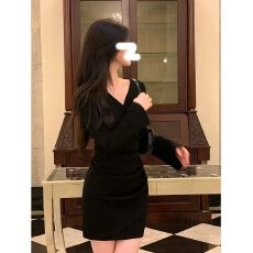 批发温柔高级感V领 连衣裙女秋冬新款修身显瘦打底内搭毛衣短裙子