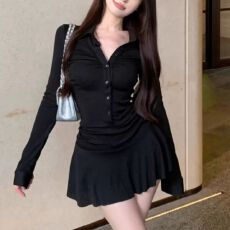 批发黑色美式长袖POLO连衣裙褶皱显瘦收腰辣妹修身显瘦新款裙子短裙