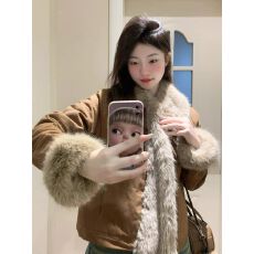 批发冬季新款仿狐狸毛皮草外套女<b class='q'>短款</b>加厚拼接年轻款毛毛大衣 上新款