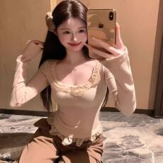 批发*1 纯欲蕾丝花边低领<b class='q'>T</b><b class='q'>恤</b>女春秋甜辣妹内搭打底衫独特绝美上衣