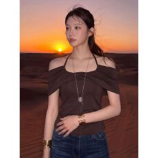 批发美式2026夏季辣妹风扭结一字肩挂脖<b class='q'>短袖</b><b class='q'>t</b><b class='q'>恤</b>修身收腰露肩女装上衣