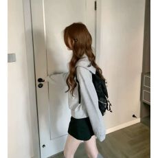 批发早秋短款连帽卫衣外套女2026秋季小个子<b class='q'>春秋</b>薄款开衫运动上衣