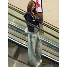批发早秋短款连帽卫衣外套女2026秋季小个子<b class='q'>春秋</b>薄款开衫运动上衣