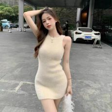 批发秋冬法式纯欲软糯水貂绒包臀裙设计感别致收腰性感针织连衣裙女