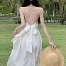 批发性感美丽白色沙滩裙女海边度假超仙拍照吊带裙性感<b class='q'>露背</b><b class='q'>连衣裙</b>女