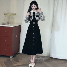 批发条纹女装法式小香风格<b class='q'>假两件</b>收腰<b class='q'>连衣裙</b>2026冬季显瘦气质长裙子