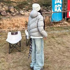 批发年新款大码斜拉链连帽美式棉服女正肩短款宽松保暖情侣外套 法式