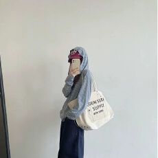 批发秋季轻盈微弹力半开门襟撞色慵懒条纹连帽T恤女长袖内搭上衣