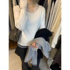 批发韩系网纱拼接V领长袖t恤女秋冬新款 秋季新品 简约风 复古风