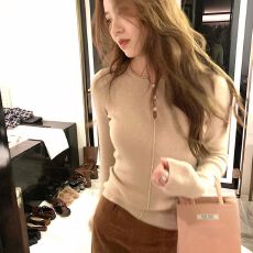 批发品质 韩系纽扣毛衣女 2026春夏新款 辣妹风 ins风 <b class='q'>修身</b>版型 垂感
