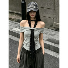 批发灰色假两件波点挂脖一字肩短袖t恤女<b class='q'>夏</b>短款修身露肩收腰辣妹上