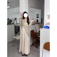 批发不规则开衩圆领长袖T恤早秋微透长袖宽松防晒新款<b class='q'>百搭</b>